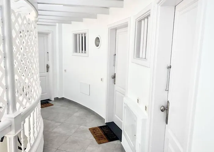 Ancla Ii Old Town & Playa Chica